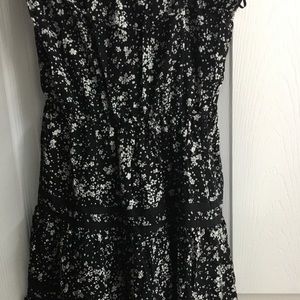 Elle strapless sundress with optional neck strap.